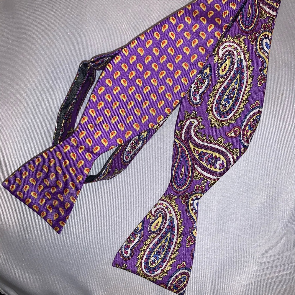 Self tie bowtie